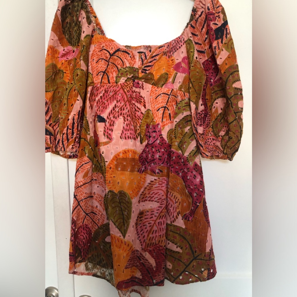 Floral/exotic print dress